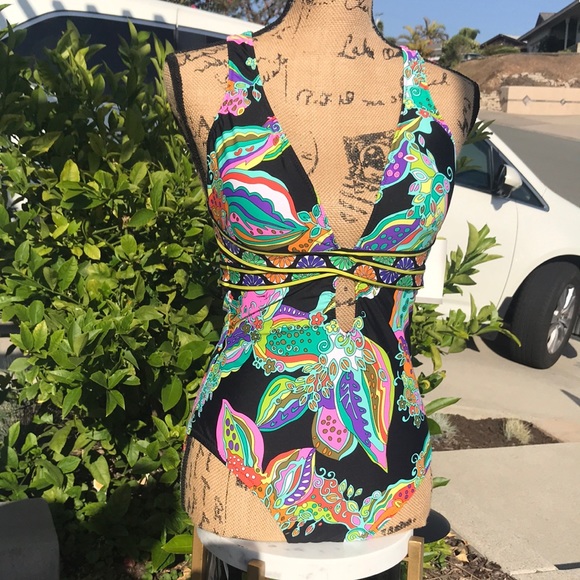 NWT Trina Turk One Piece Swimsuit - Picture 2 of 10